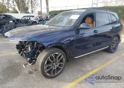 2024 BMW X7 xDrive40I z USA, uszkodzony, nr VIN 5UX23EM00R9S13092